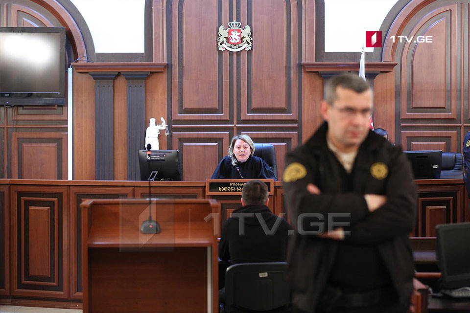По делу банкротства "Карту банка" Нике Мелия определили штраф и запрет на занимание должности на два года и три месяца, а Зурабу Адеишвили приговорили к заключению