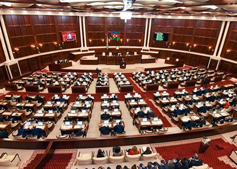 Azərbaycan Milli Məclisi Parlamentin buraxılması təşəbbüsünü dəstəklədi