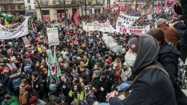 Ֆրանսիայում բողոքի ցույցեր են անցկացվում կենսաթոշակային բարեփոխման դեմ