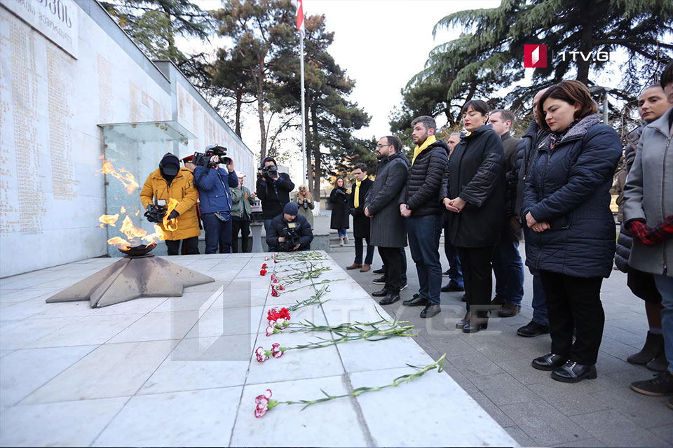 "Лело" опротестовало заявление президента у мемориала Героев в связи с армией