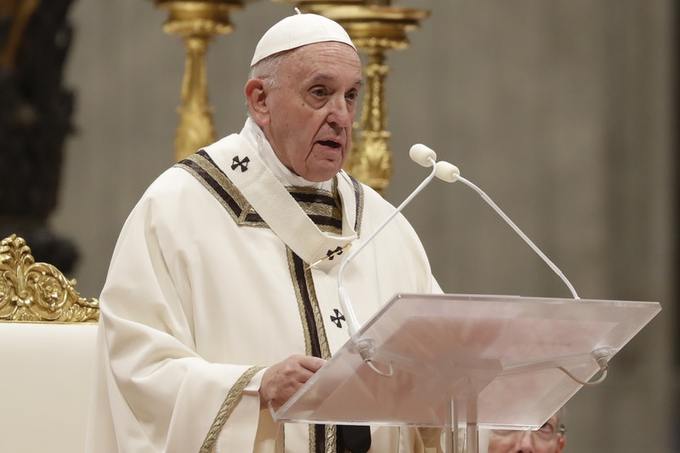 Папа Римский - Рождество напоминает нам, что Бог любит всех одинаково, даже самых худших из нас