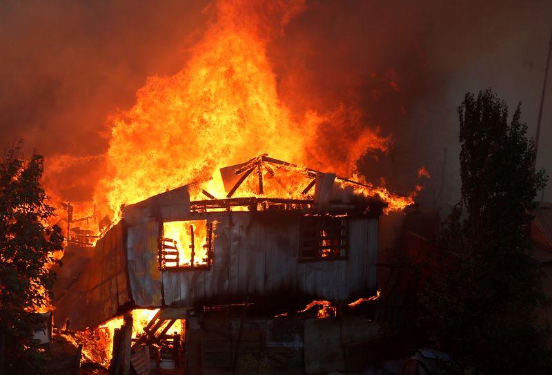 Չիլիում հրդեհի հետևանքով այրվել է առնվազն 120 տուն