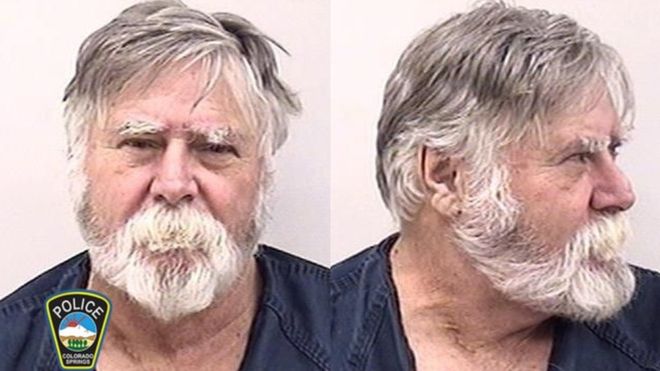 В Колорадо-Спрингс арестован грабитель банка, который раздавал деньги прохожим