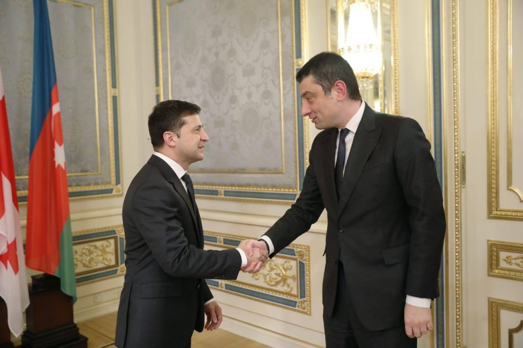 Георгий Гахария поговорил по телефону с президентом Украины Владимиром Зеленским