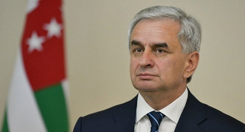 Rus mediasının məlumatına görə, işğal olunmuş Abxaziyanın qondarma prezidenti, Raul Xacimba vəzifəsini tərk edir