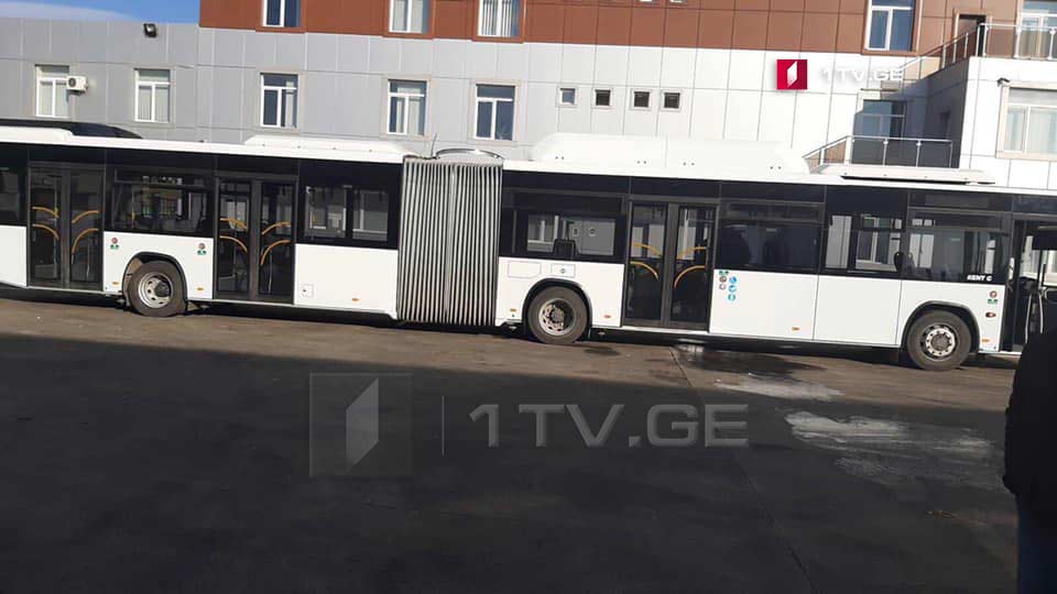 Со следующей недели в Тбилиси будет курсировать в тестовом режиме 18-метровый автобус