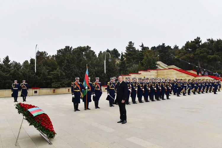 В Баку вспоминают жертв "Черного января"