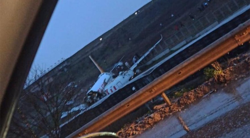 İstanbulun Sabiha Gökçen Aeroportunda hadisə zamanı 21 nəfər xsarət aldı