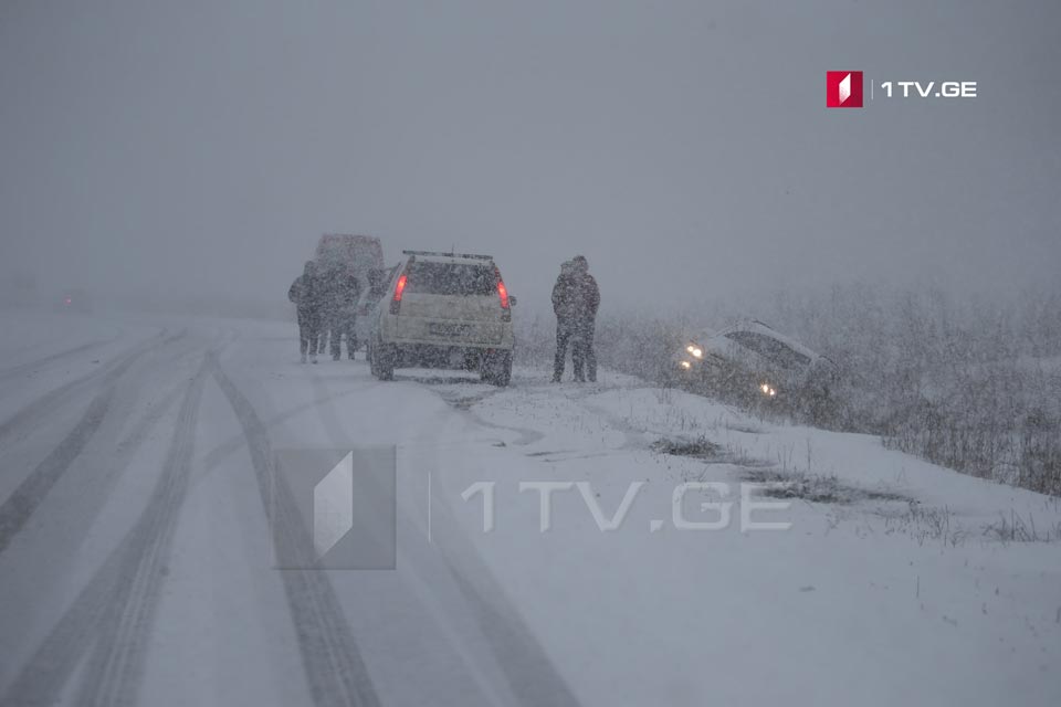 Gürcüstan yollarında durum (foto)