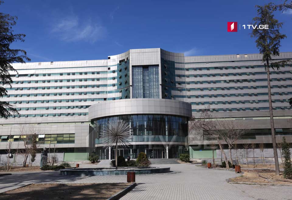 В Республиканской больнице заявляют, что переведенным из Гудаури пациентам тест на коронавирус не понадобился
