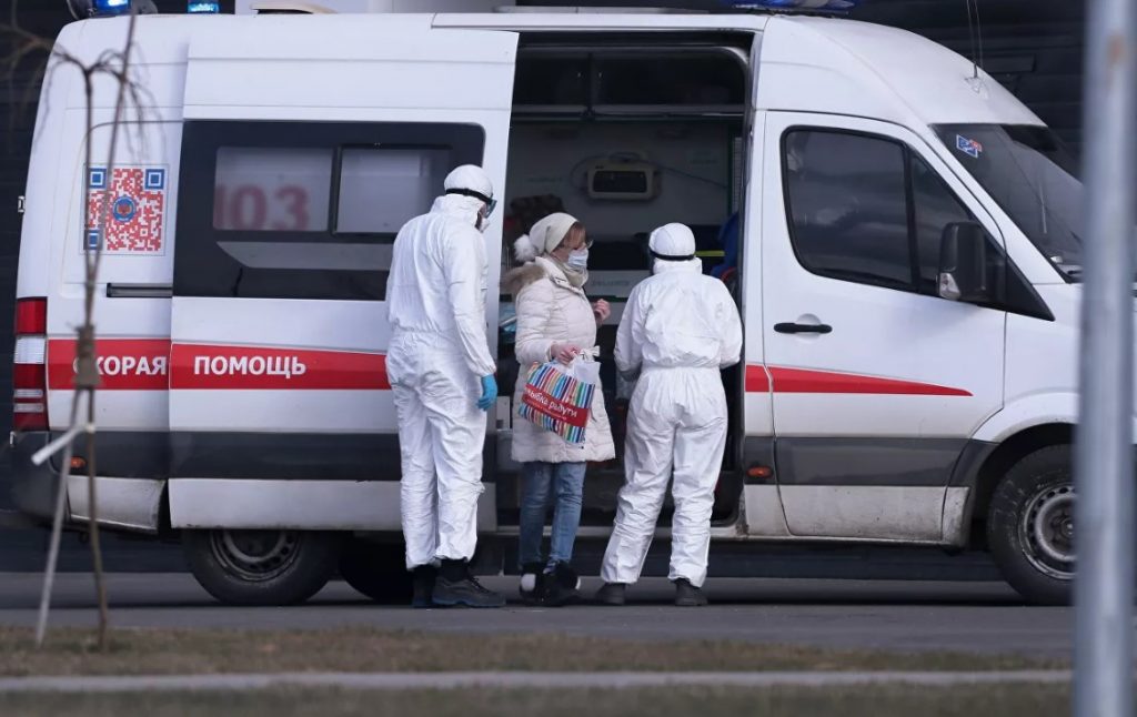 Количество людей, зараженных коронавирусом в России, увеличилось до 63