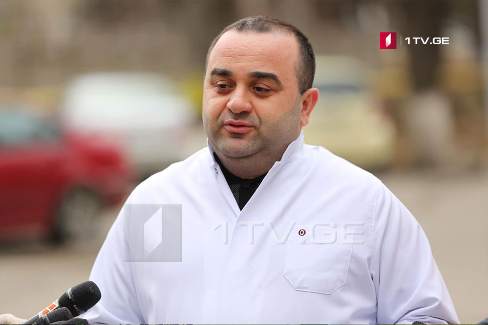 Леван Ратиани - Вчера в Первую университетскую клинику Тбилиси доставили девятидневного младенца с воспалением легких