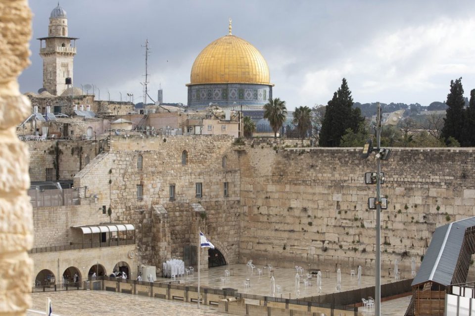 Իսրաելի իշխանությունները Երուսաղեմի, այդ թվում պատմական քաղաքի շուրջ խստացրել են միջոցները