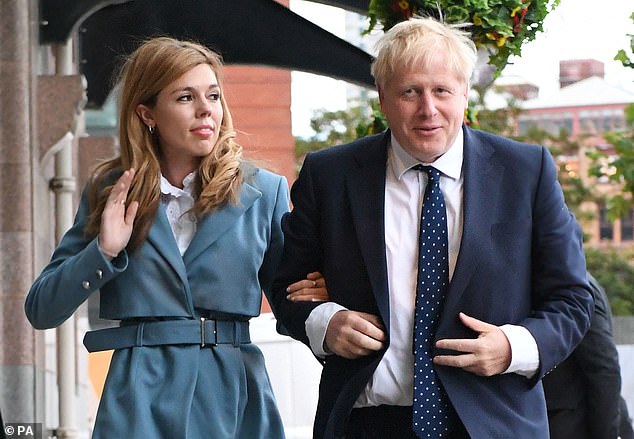 Boris Johnson's fiancee gives birth to a boy