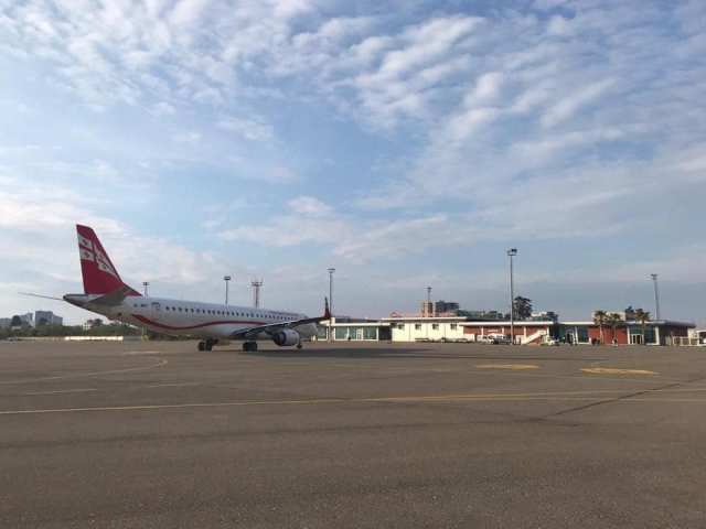89 Georgian citizens return by a special flight from Prague