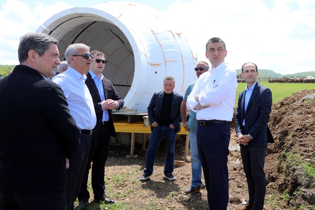 PM visited construction of Qvevrebi Hotel in Telavi