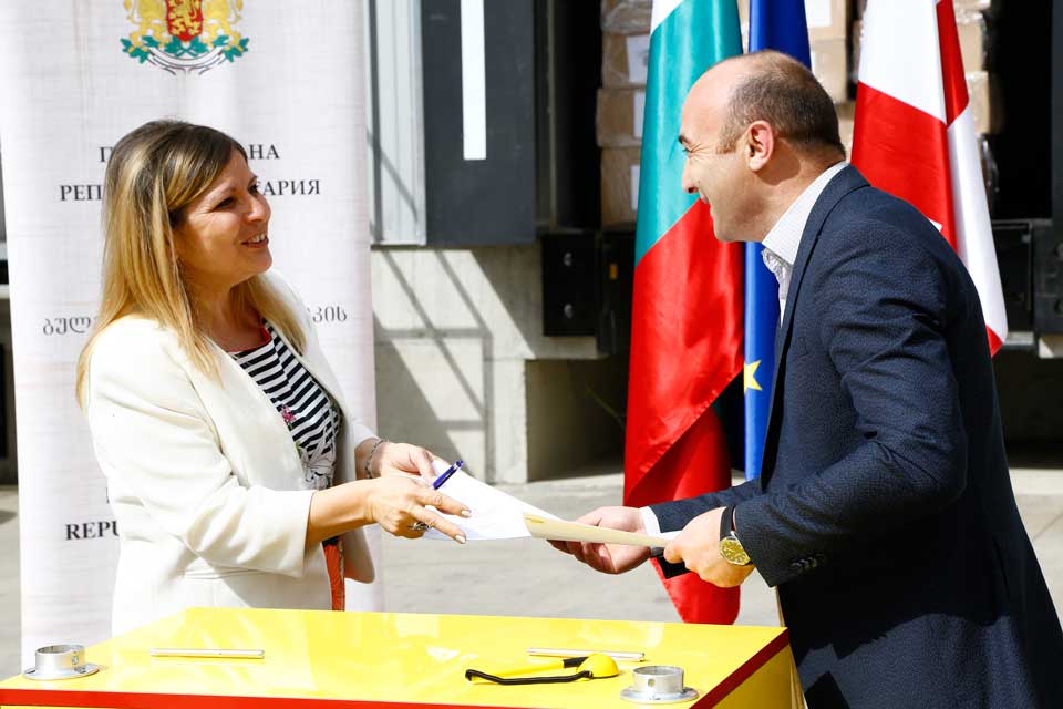 Bulgaria handed over medical equipment to Georgia