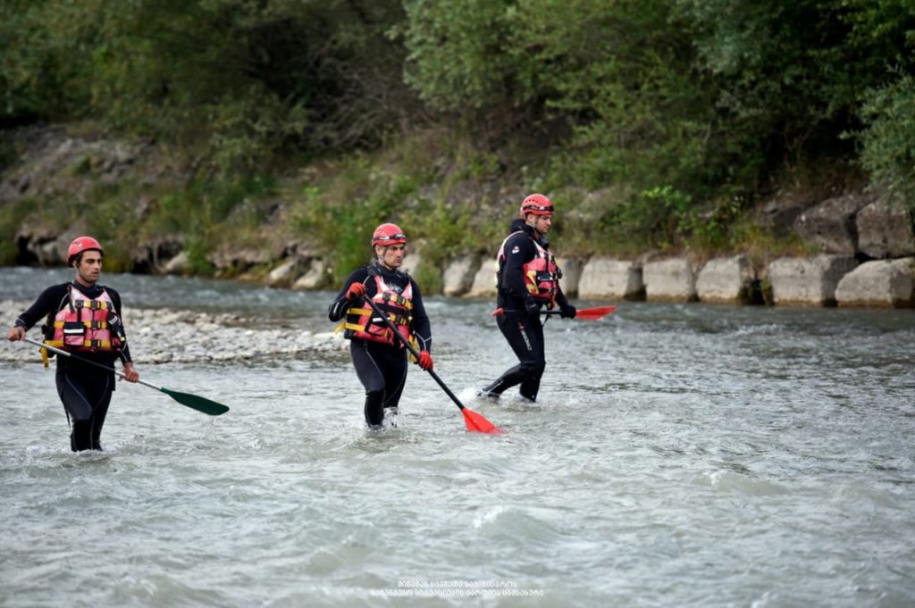 Մցխեթայում, ահետ կորած Գիորգի Շաքարաշվիլիի որոնման գործողությունները Քուռ և Արագվի գետերում արդեն երրորդ օրն է ընթանում են անխափան ռեժիմում