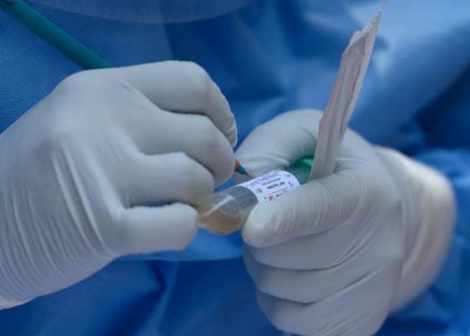 Ukraynada son 24 saat ərzində koronavirusun 917 yeni halı aşkar edildi, 19 insan isə, vəfat etdi