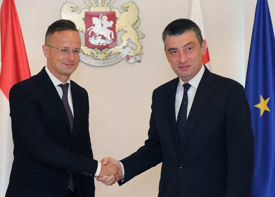 Georgian PM meets with Hungarian Minister of Foreign Affairs and Trade