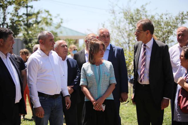 A rural-type settlement will be built for IDPs in Marneuli