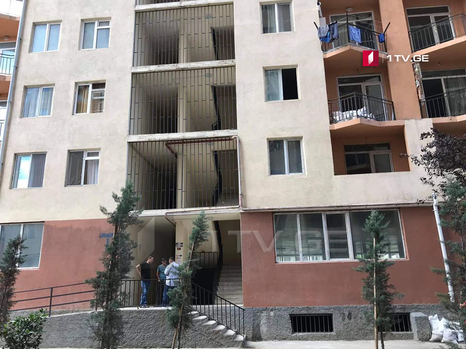 Elevator falls from 7th floor in Batumi