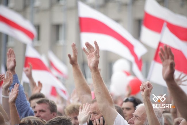 Александр Лукашенко - В Гродно уже подняты польские флаги, подобные факты будут пресечены радикальными мерами