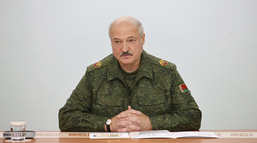 Belarus army ordered to defend territorial integrity