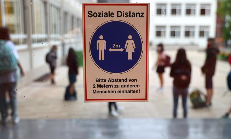 Almaniyada koronavirusun 4 122 yeni halı aşkar edildi, 13 insan vəfat etdi