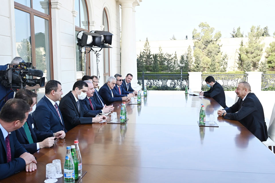 Ильхам Алиев - Армения пытается втянуть третью силу в нагорно-карабахский конфликт, они стоят на неправильном пути