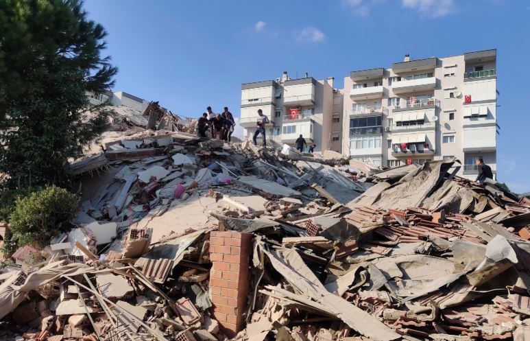 Türkiyədə zəlzələ nəticəsində həlak olanların sayı 24-ə çatıb