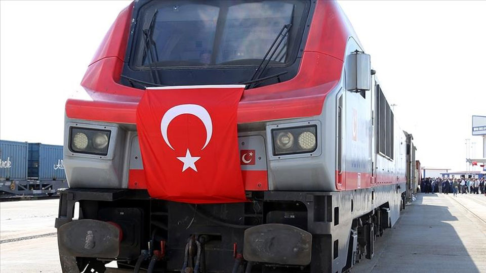 Первый турецкий грузовой поезд отправится в Китай по железной дороге Баку-Тбилиси-Карс