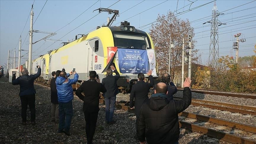 Թորքական լրատվամիջոցների փոխանցմամբ, Չինաստան ուղևորվող առաջին թուրքական գնացքը երկիրը կլքի դեկտեմբերի 8-ին և կանգ կառնի Ախալքալաքում