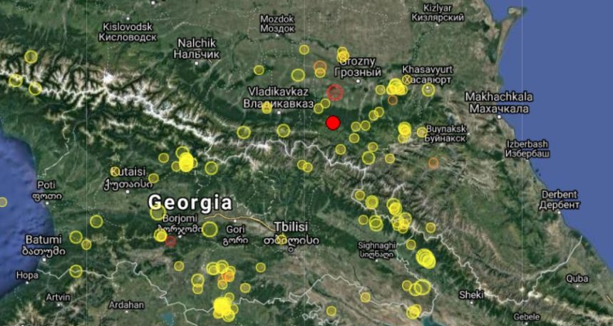 Землетрясение магнитудой 4,8 произошло в 52 км от государственной границы Грузии