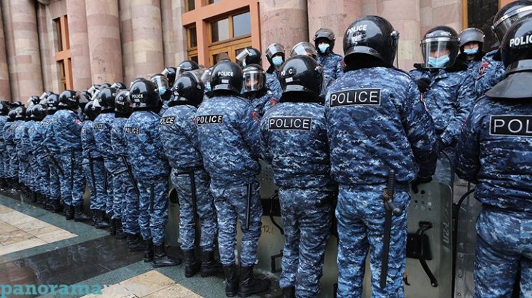 В Ереване проходит акция с требованием отставки Никола Пашиняна