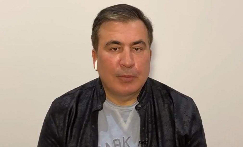 Пенитенциарная служба - Михаил Саакашвили начал принимать пищу, в том числе мед и натуральный сок