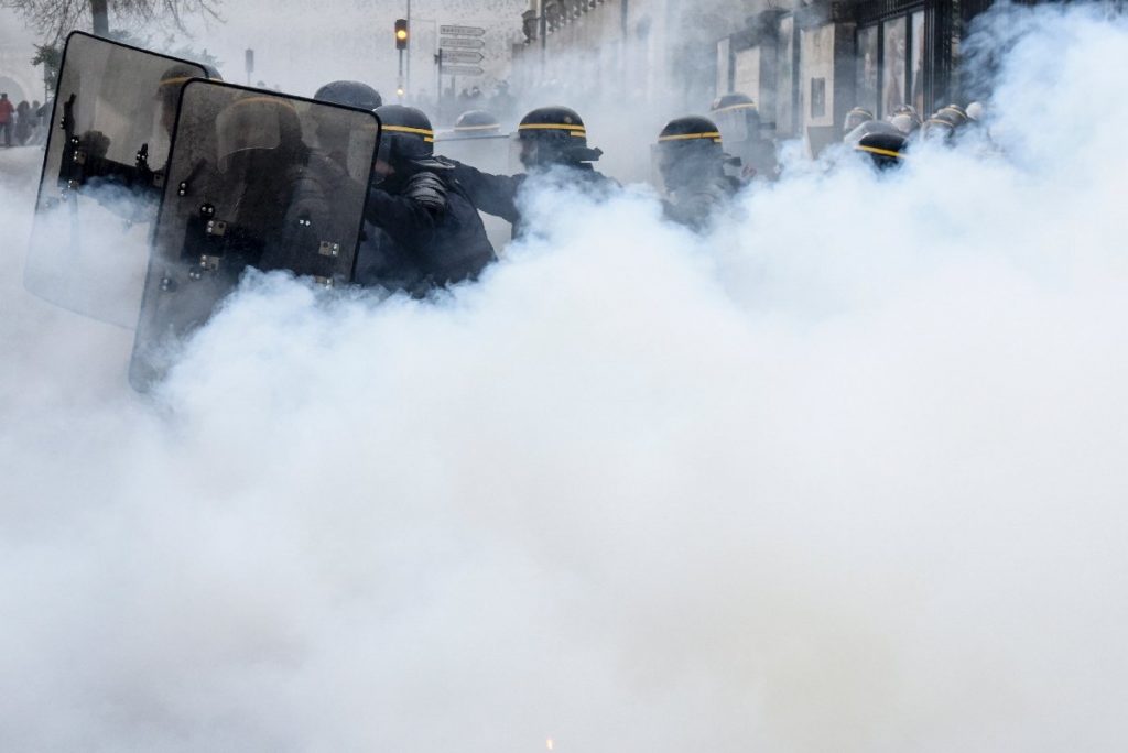 Ֆրանսիայում անվտանգության մասին վիճահարույց օրինագծի հակառակորդների ցույցին ձերբակալվել է 75 անձ