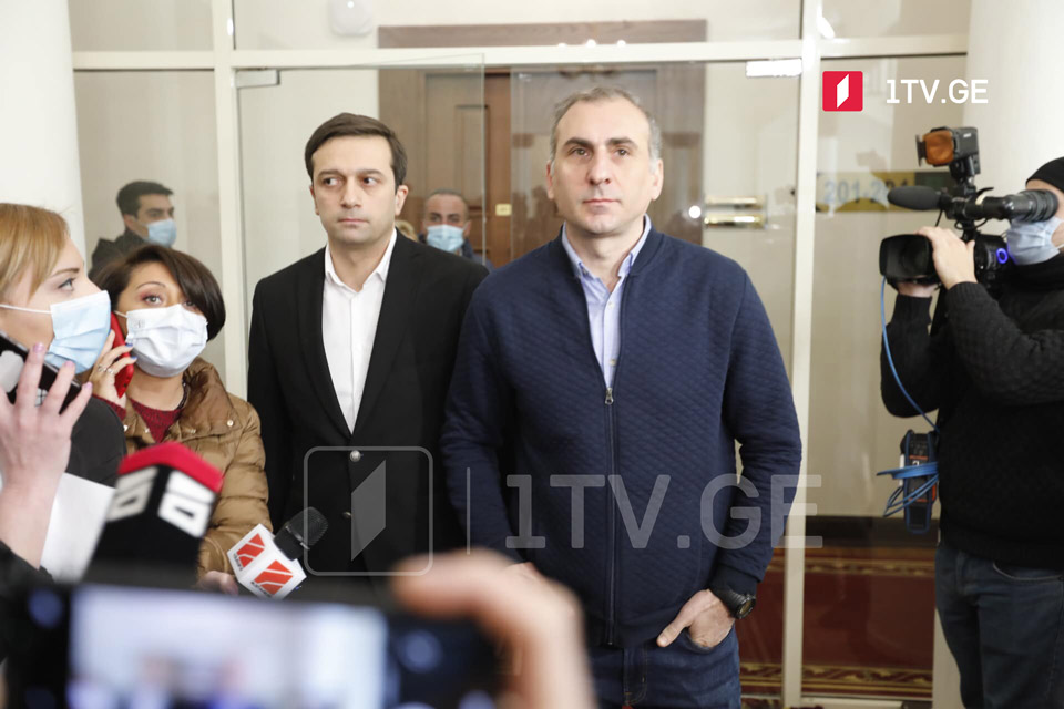 Aleko Elisaşvili və Levan Yoseliani parlament fəaliyyətinə bu gündən qoşulacaqlar