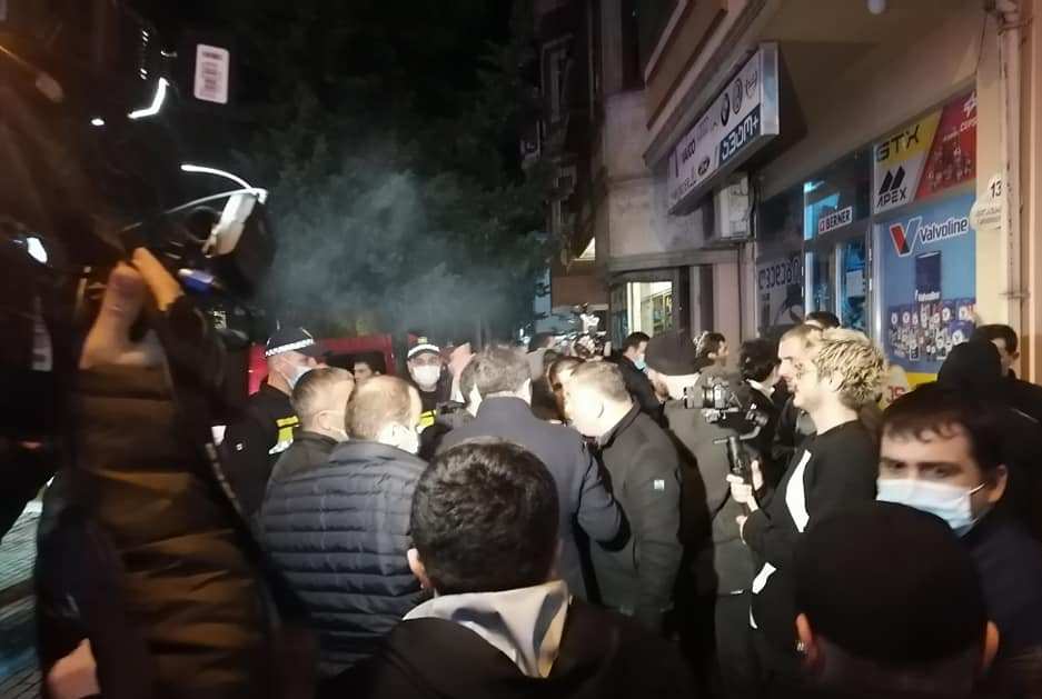 DİN-in məlumatına görə, Batumidə gecə etiraz yürüşünün 11 iştirakçısını inzibati qayda ilə yaxaladılar