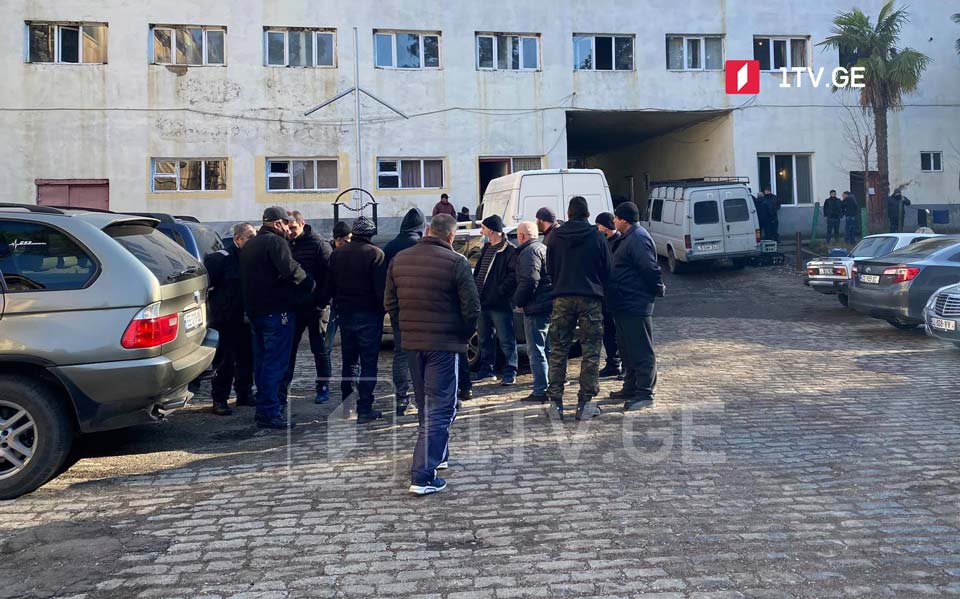 Шахтеры шахты Дзидзигури в Ткибули начали забастовку