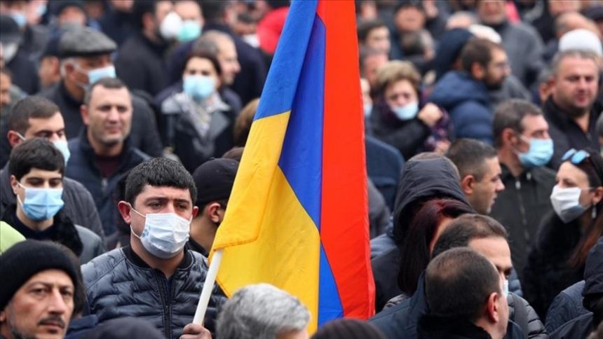 Երևանում ընթանում է հակակառավարական ցույց