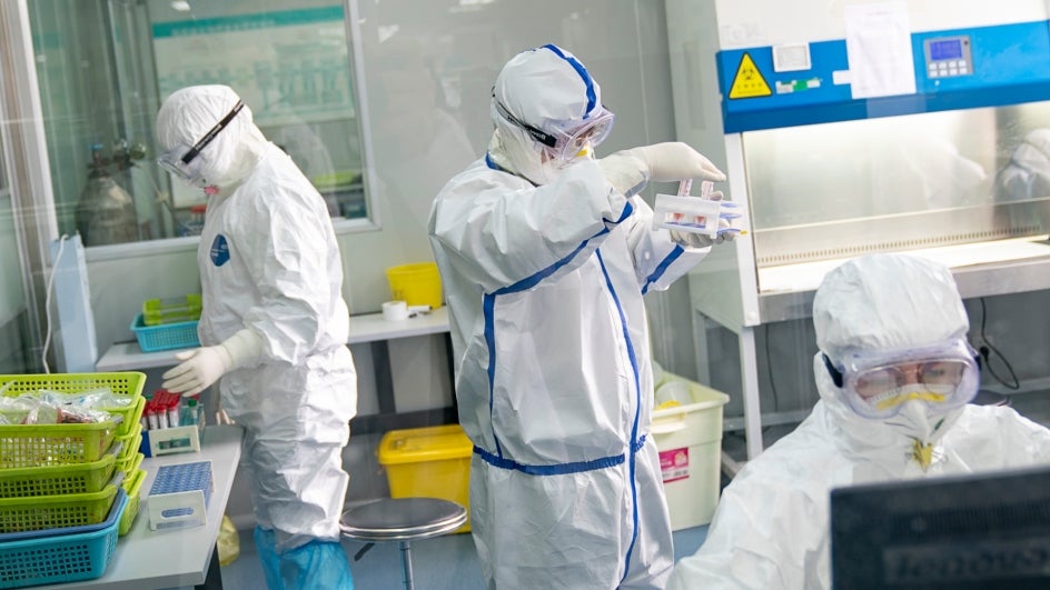 Ukraynada koronavirusun 11 145 yeni halı aşkar edildi