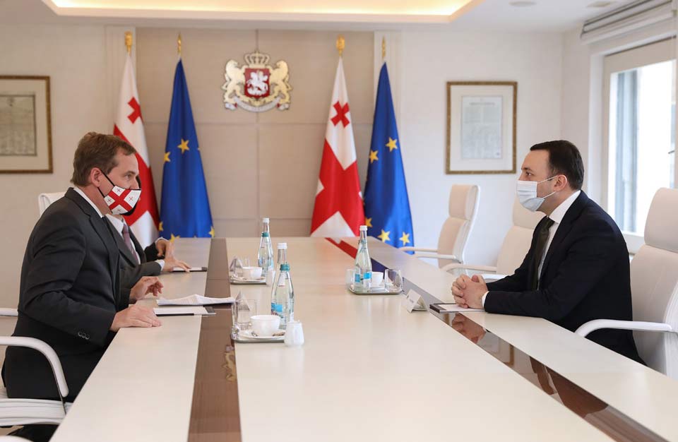Georgian PM meets French Ambassador