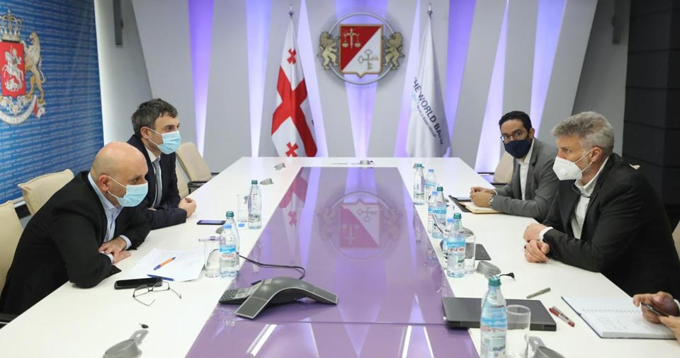 Иване Мачавариани встретился с региональным директором Всемирного банка по Южному Кавказу Себастьяном Молинеусом