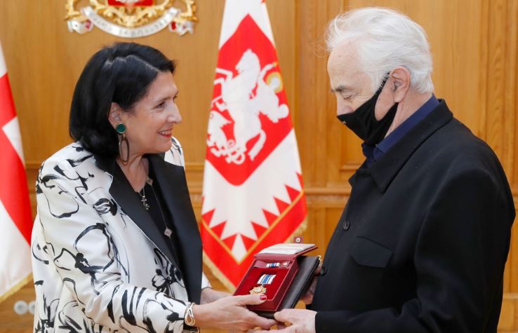 Georgian President awards five scientists