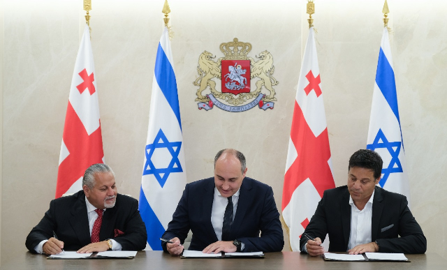 MOD, Jewish enterprise sign agreement to produce M4 carbines