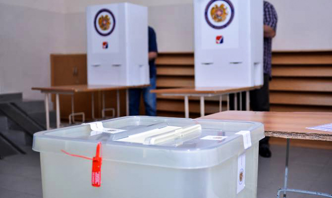 В Армении официально началась предвыборная кампания