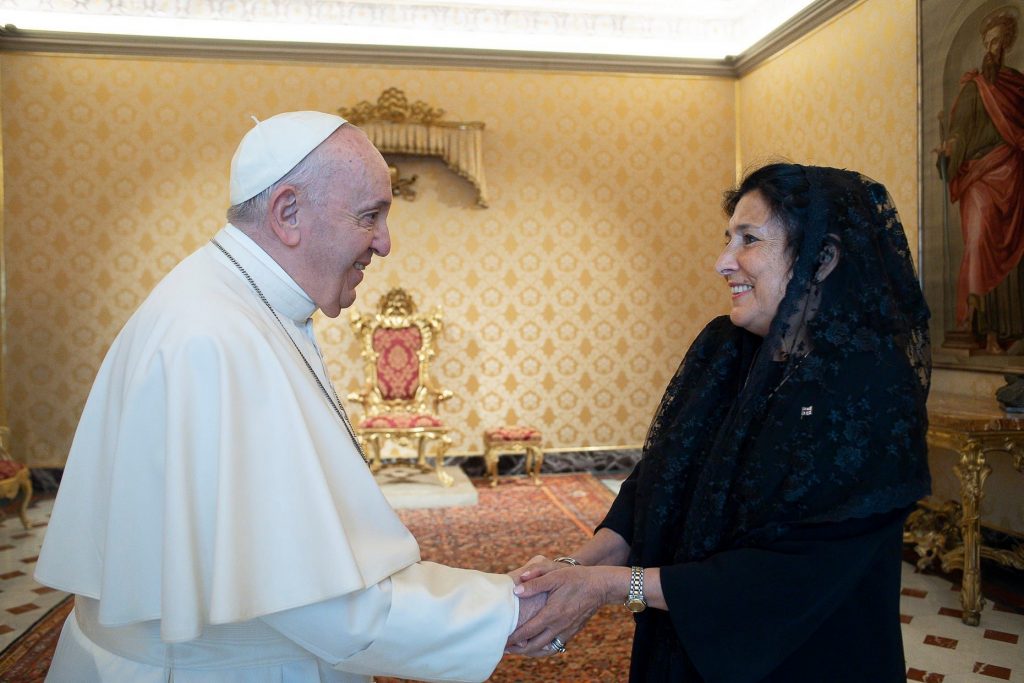 Саломе Зурабишвили встретилась с Папой Римским [фото]
