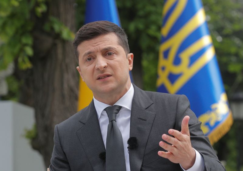 Владимир Зеленский утверждает, что в Украине готовился переворот
