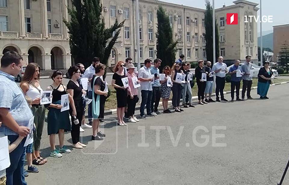 Media outlets, civil activists rally in Gori following TV Pirveli cameraman’s death